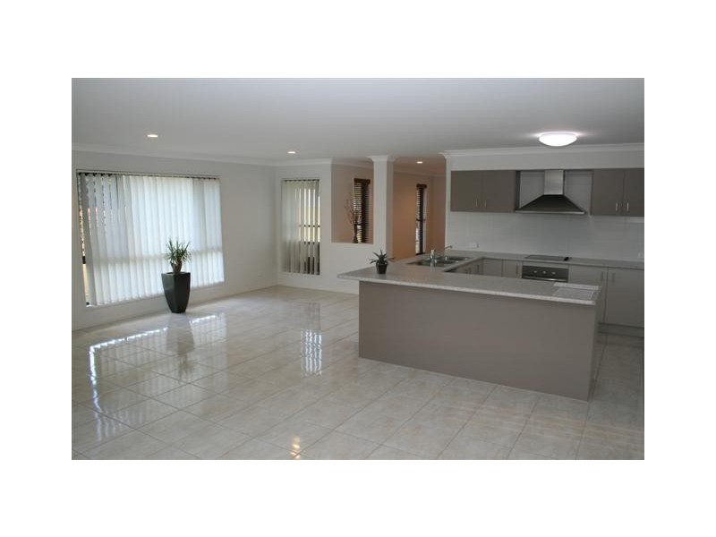 Glass House Mountains QLD 4518