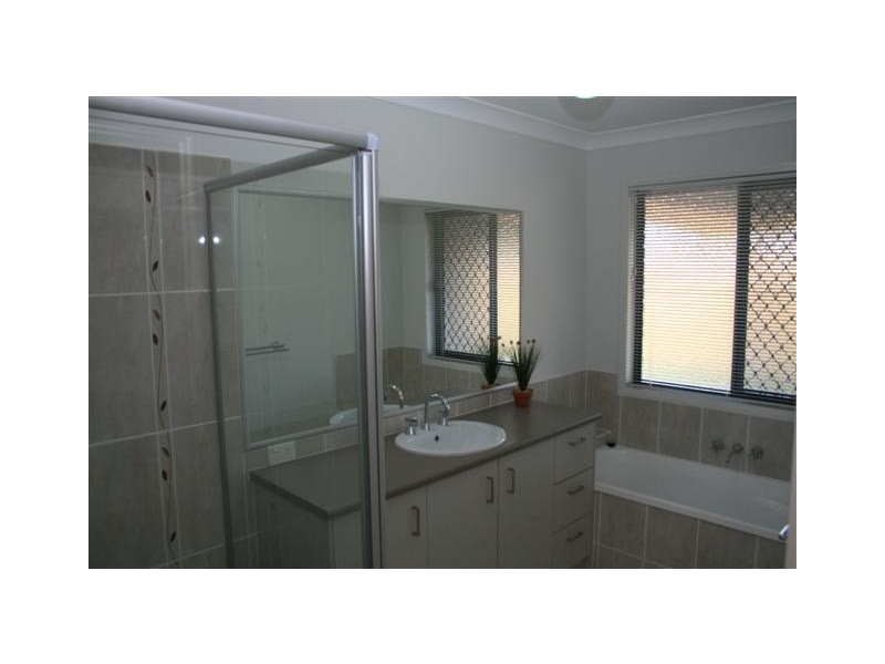 Glass House Mountains QLD 4518