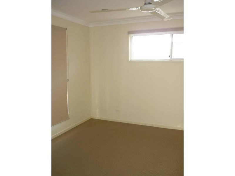 2 Crumpton Place, Beerwah QLD 4519