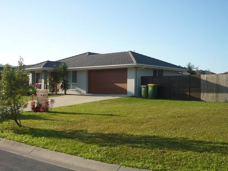 2 Crumpton Place, Beerwah QLD 4519