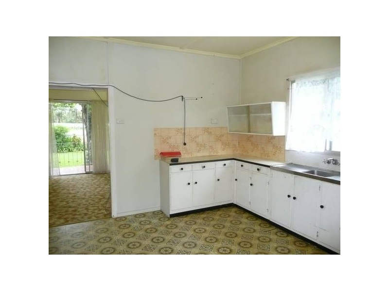 Glass House Mountains QLD 4518