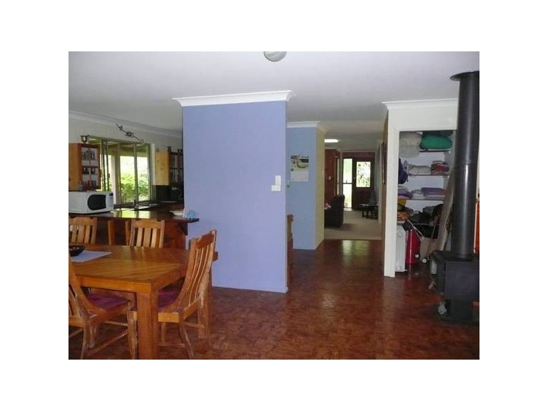 Glass House Mountains QLD 4518