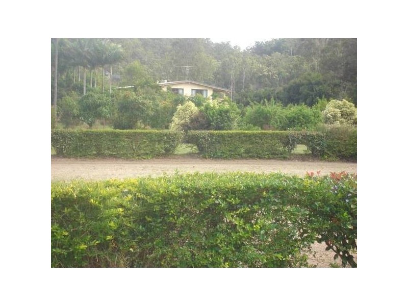 Glass House Mountains QLD 4518