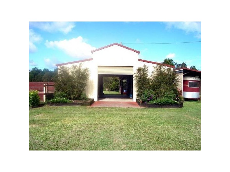 Glass House Mountains QLD 4518
