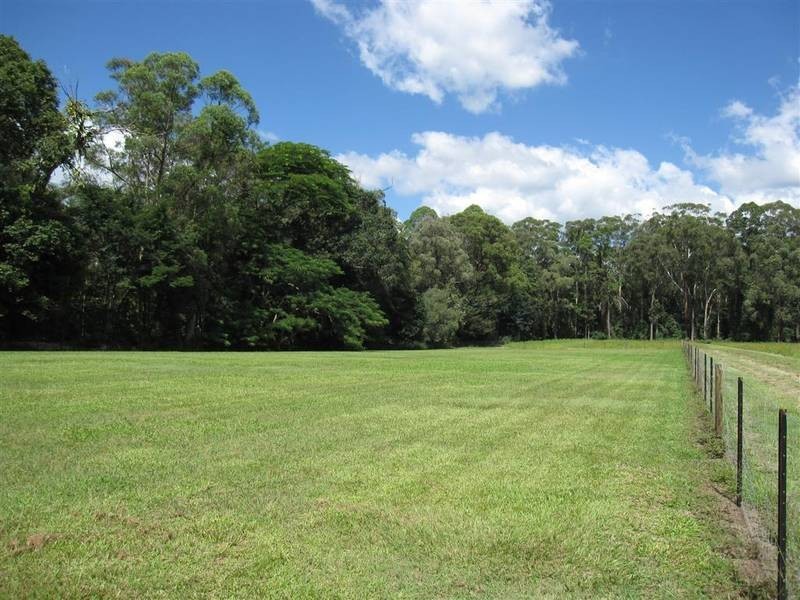 Glass House Mountains QLD 4518