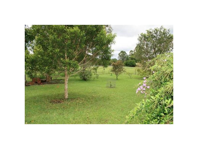 Glass House Mountains QLD 4518