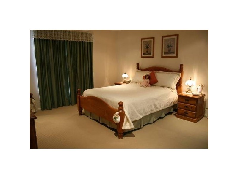 Glass House Mountains QLD 4518