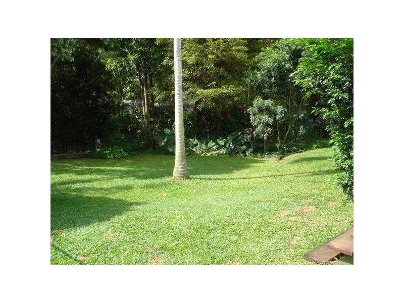 9 Ruwa Drive, Glass House Mountains QLD 4518