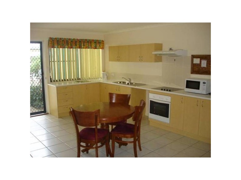 8/17 Pine Camp Road, Beerwah QLD 4519