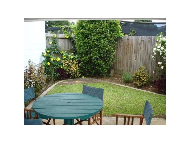 8/17 Pine Camp Road, Beerwah QLD 4519