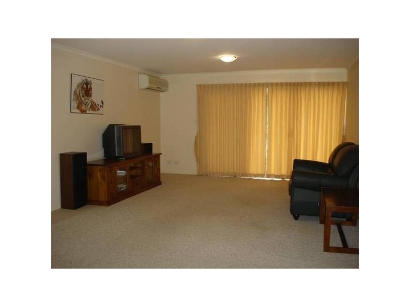 8/17 Pine Camp Road, Beerwah QLD 4519