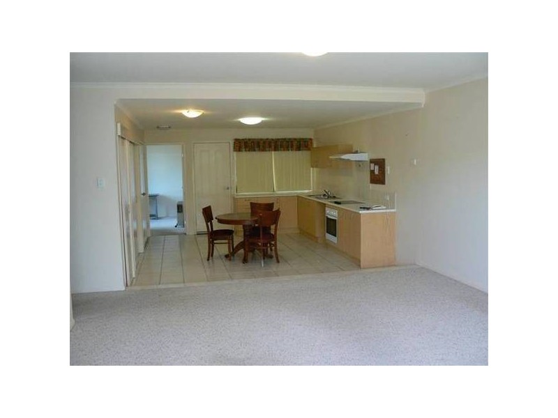 8/17 Pine Camp Road, Beerwah QLD 4519