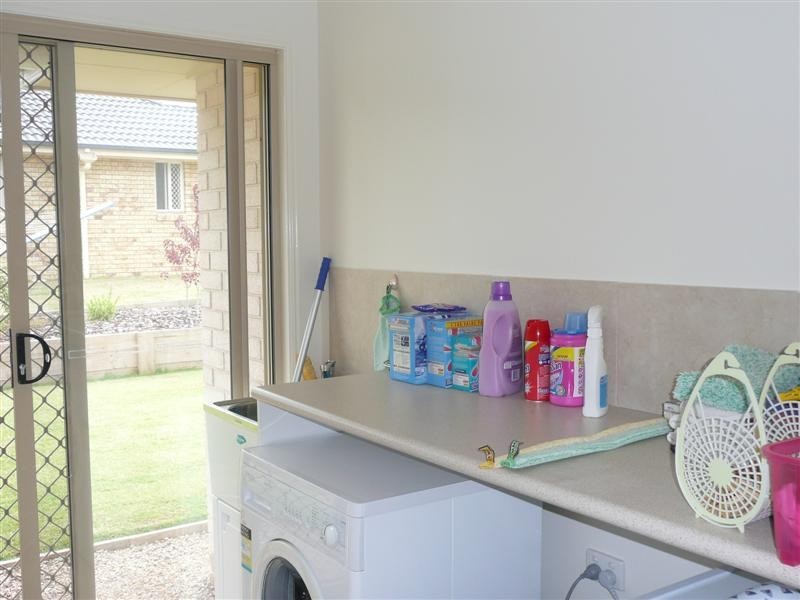 Glass House Mountains QLD 4518