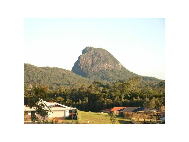 5 La Quinta Court, Glass House Mountains QLD 4518