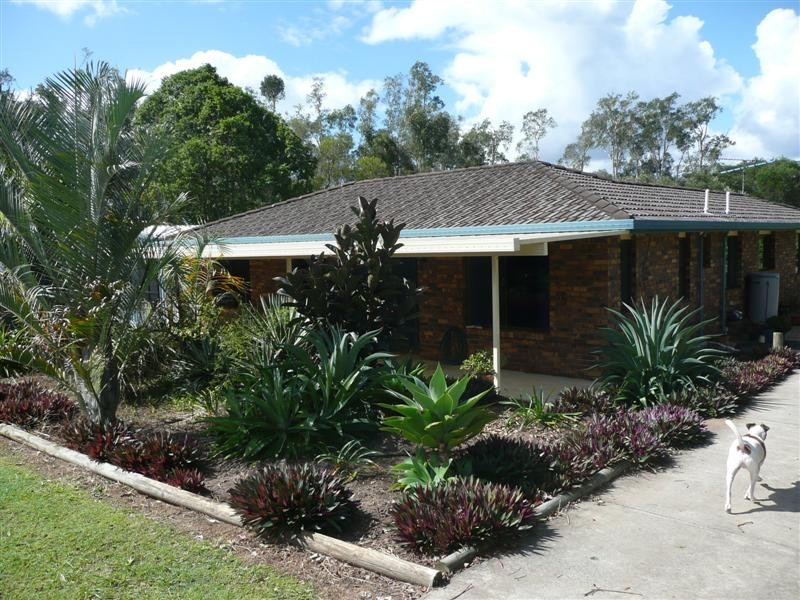 Glass House Mountains QLD 4518