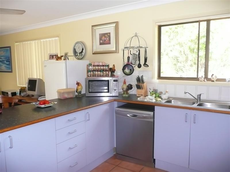 Glass House Mountains QLD 4518