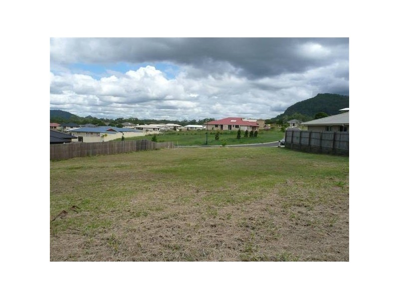 Glass House Mountains QLD 4518