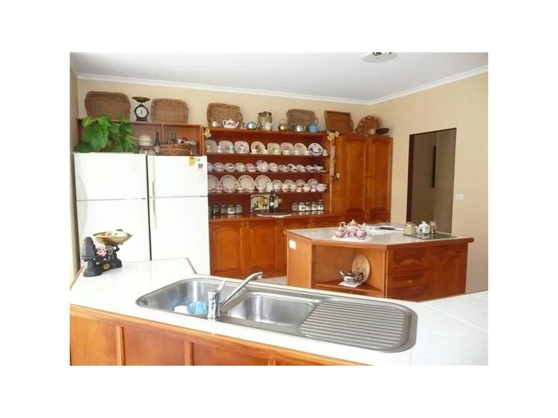 Glass House Mountains QLD 4518