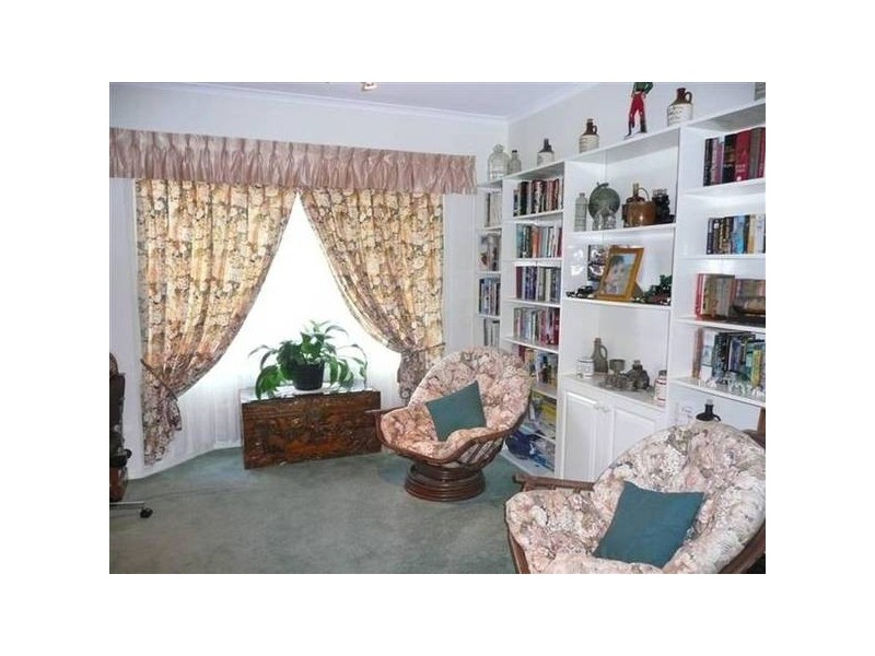 Glass House Mountains QLD 4518