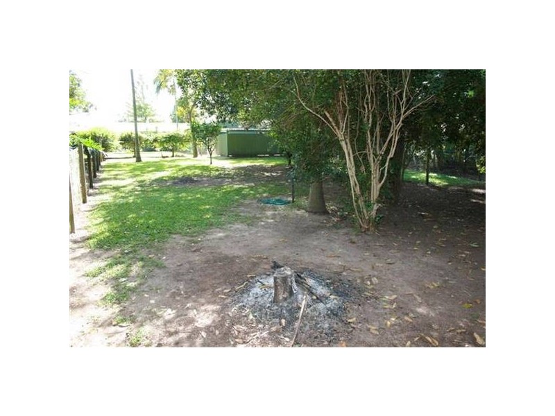 Glass House Mountains QLD 4518