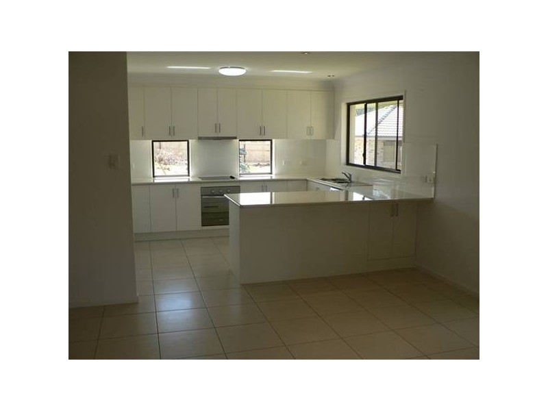 Glass House Mountains QLD 4518