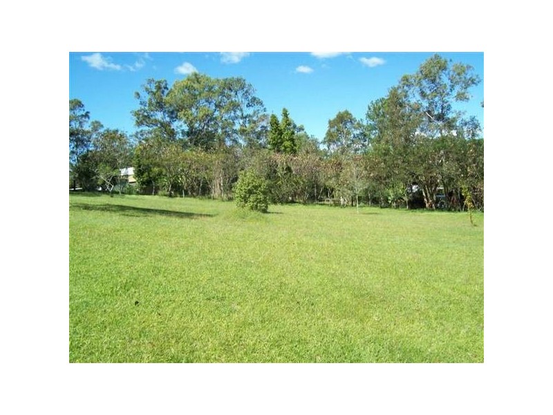 2 WEEGEN COURT, Landsborough QLD 4550