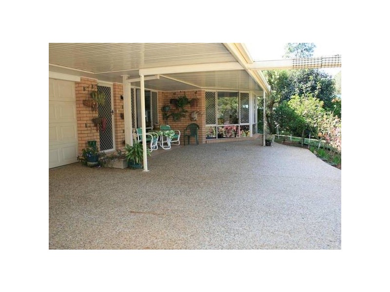 9 DANA CLOSE, Glass House Mountains QLD 4518