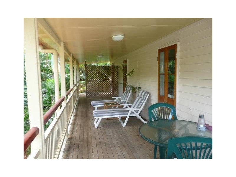 182 Sahara Road, Glass House Mountains QLD 4518