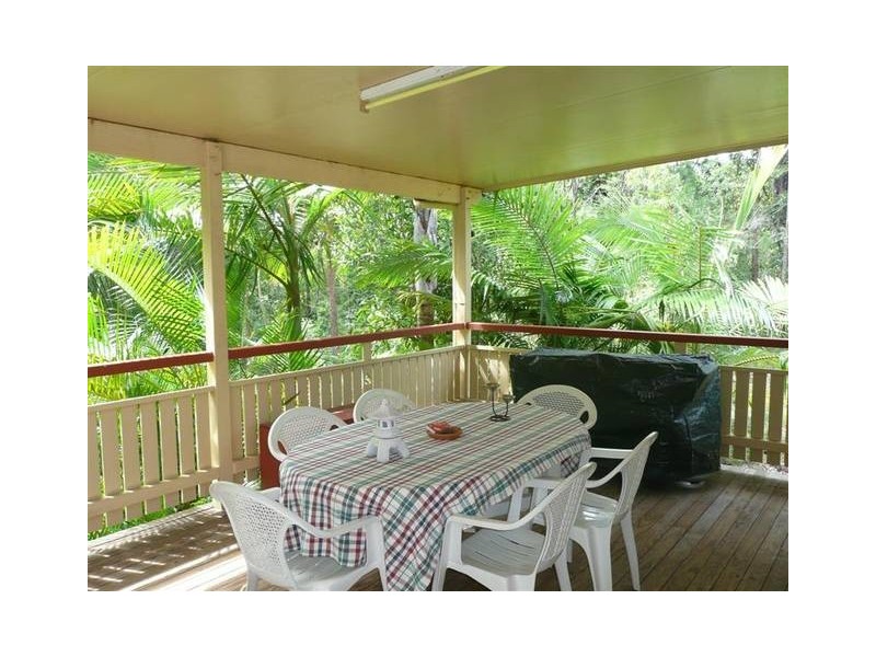 182 Sahara Road, Glass House Mountains QLD 4518