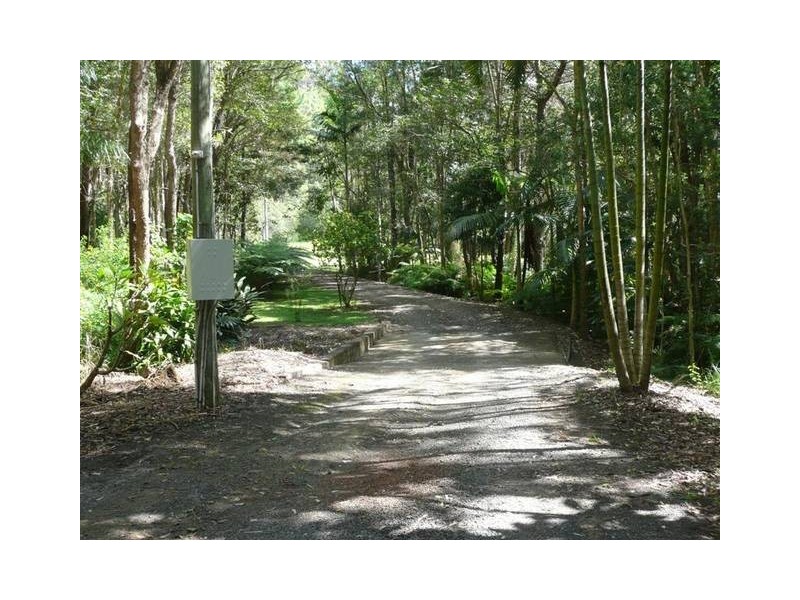 182 Sahara Road, Glass House Mountains QLD 4518