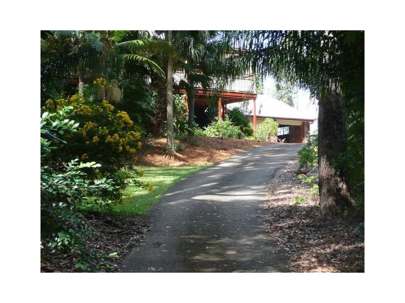 182 Sahara Road, Glass House Mountains QLD 4518