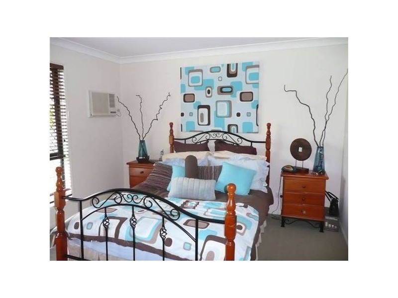 39 Clearview Drive, Glass House Mountains QLD 4518