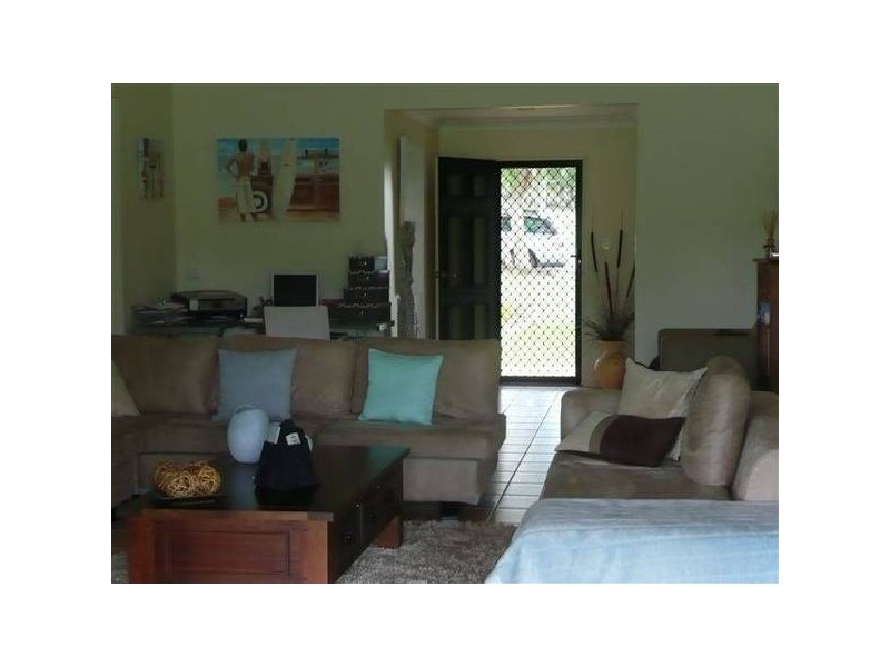 39 Clearview Drive, Glass House Mountains QLD 4518