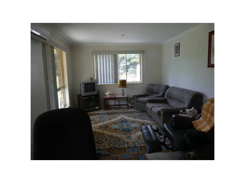 13 South River Drive, Mooloolah Valley QLD 4553