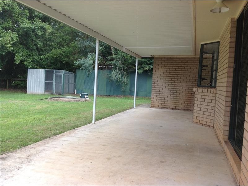 12 Allan Avenue, Glass House Mountains QLD 4518