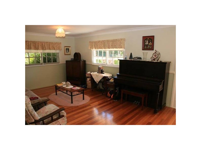 Glass House Mountains QLD 4518