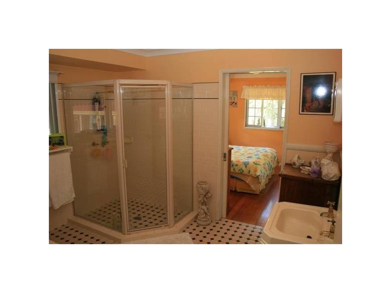 Glass House Mountains QLD 4518