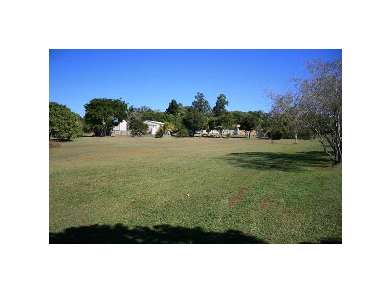 Glass House Mountains QLD 4518