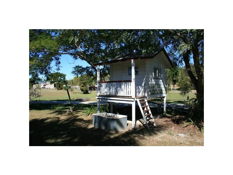 Glass House Mountains QLD 4518