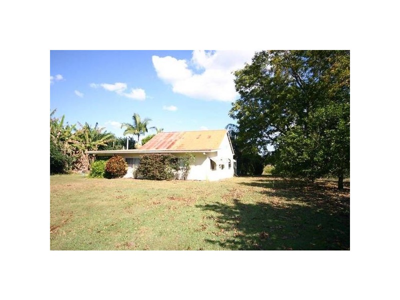 Glass House Mountains QLD 4518