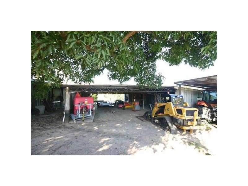 Glass House Mountains QLD 4518