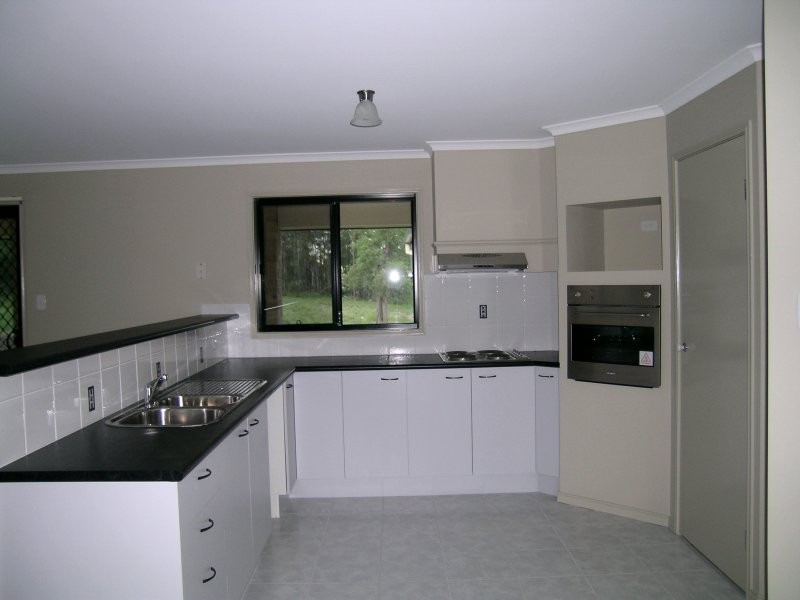 44 Carnarvon Drive, Beerwah QLD 4519