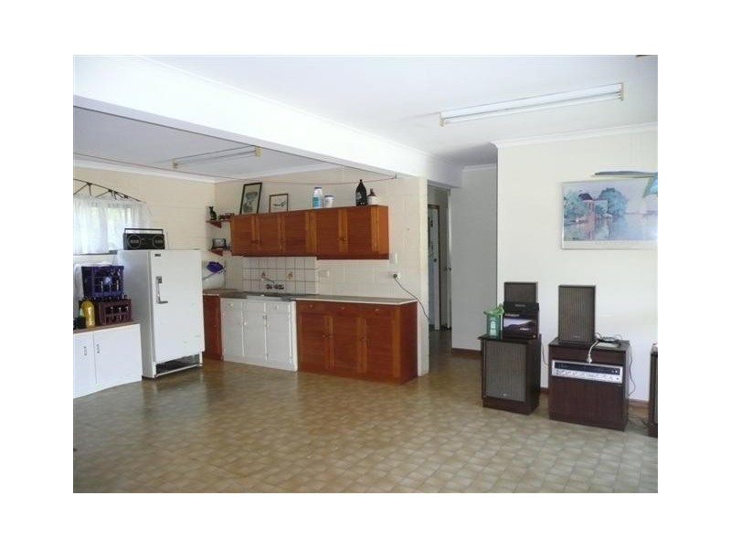 Glass House Mountains QLD 4518