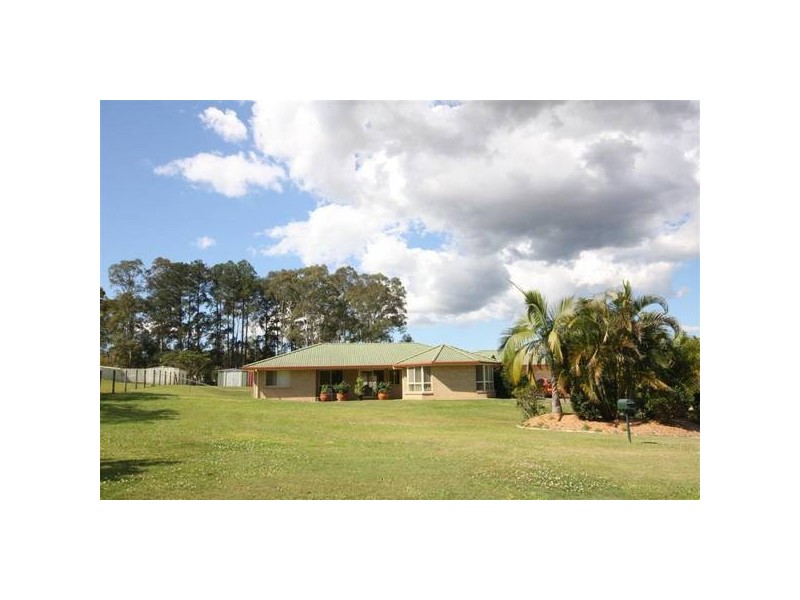 Glass House Mountains QLD 4518