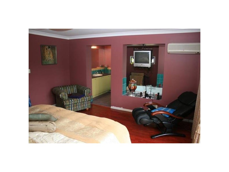 Glass House Mountains QLD 4518