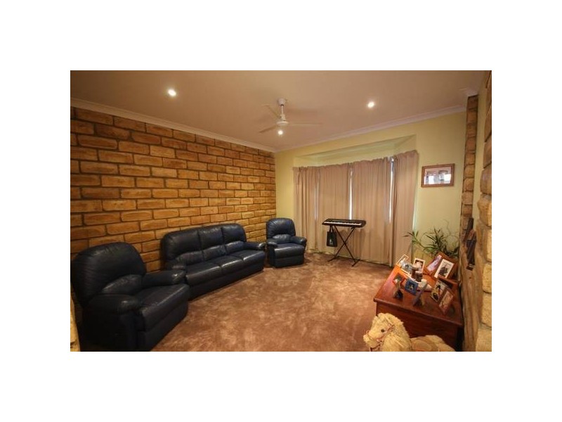 Glass House Mountains QLD 4518