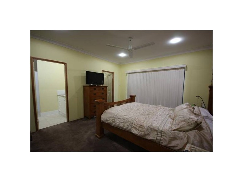 Glass House Mountains QLD 4518