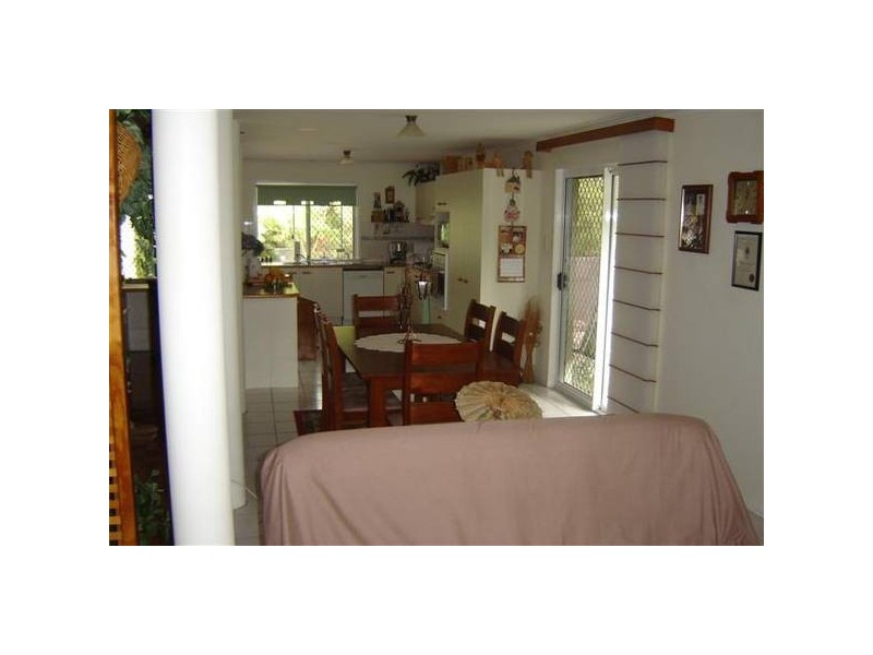 Glass House Mountains QLD 4518