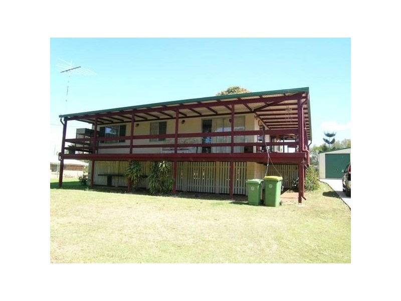 119 Railway parade, Glass House Mountains QLD 4518