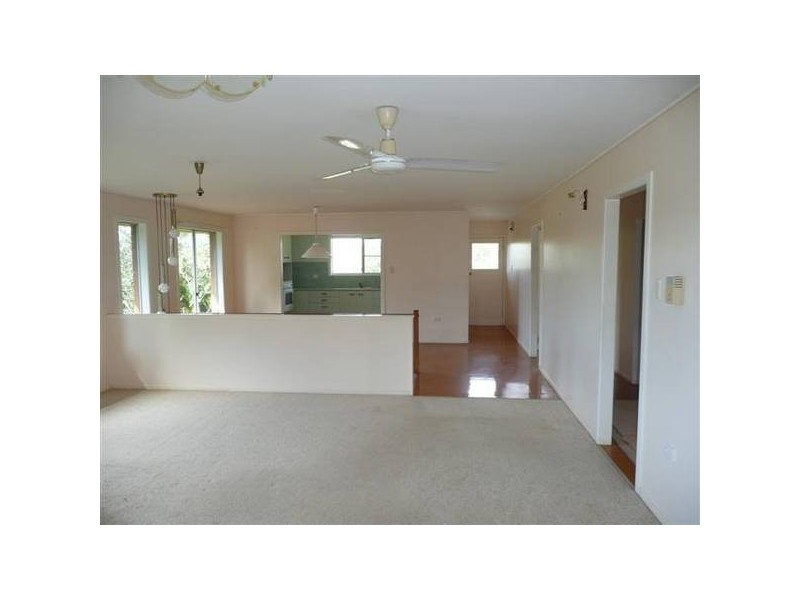 15 Sahara Road, Glass House Mountains QLD 4518